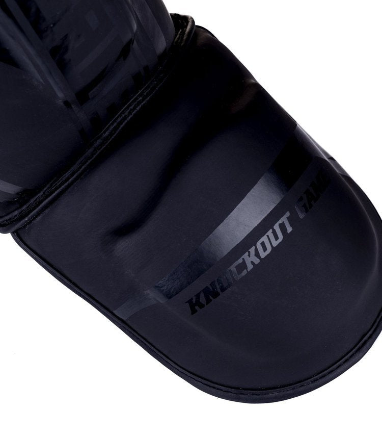 Ščitniki za goleni Stripe Black