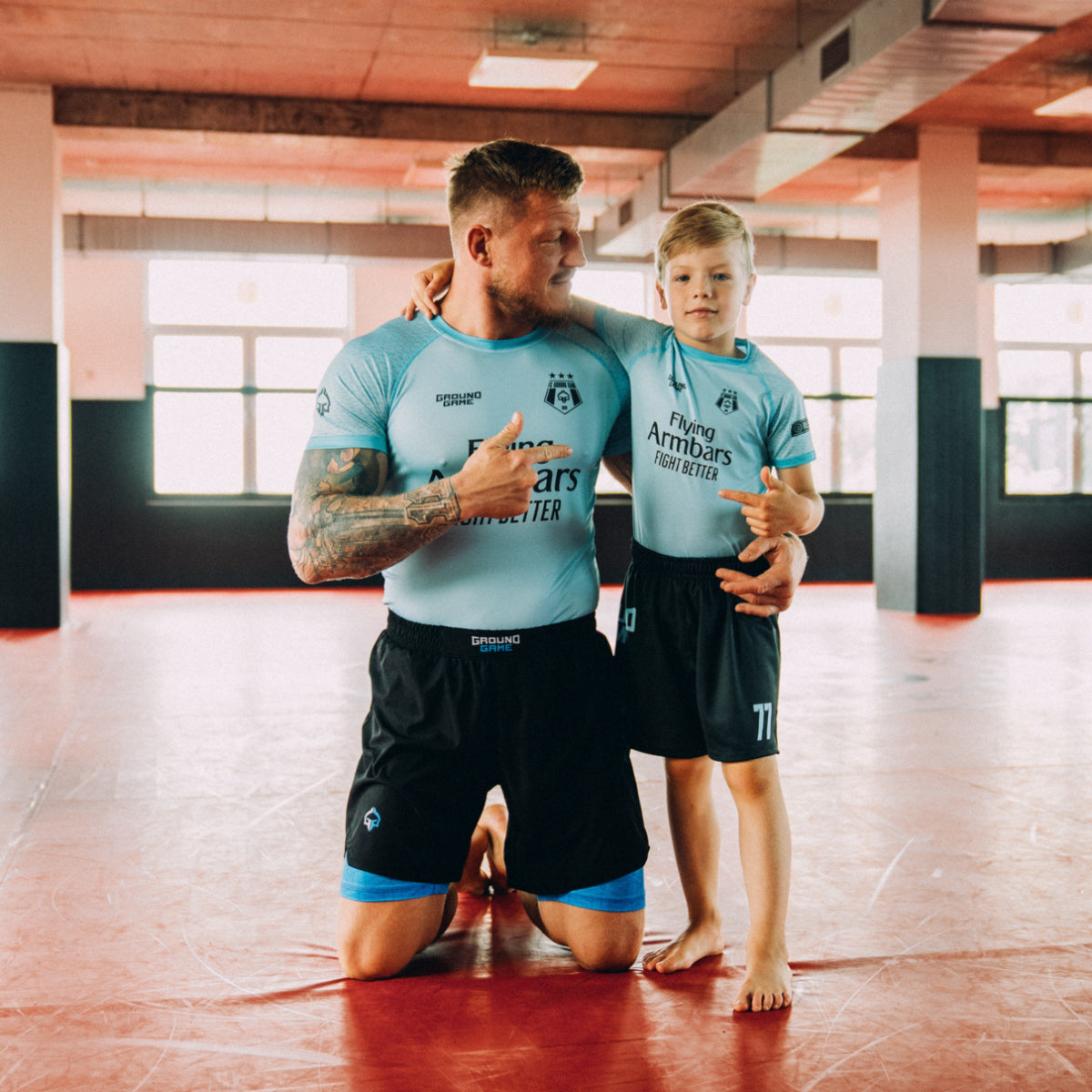 Otroške treningške kratke hlače FC Armbar (mintne)