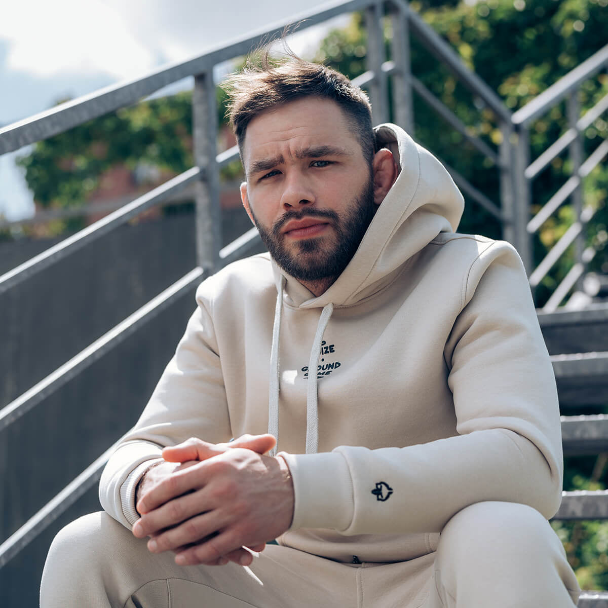 Jopa s kapuco Jiu-Jitsu is Calling x Noize (bež)