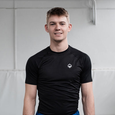 Rashguard Essential Platinum s kratkimi rokavi